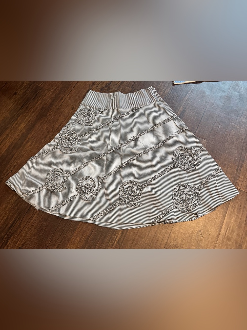 Vintage Women's Black and White Striped A-Line Skirt With Emblems S.L.B.